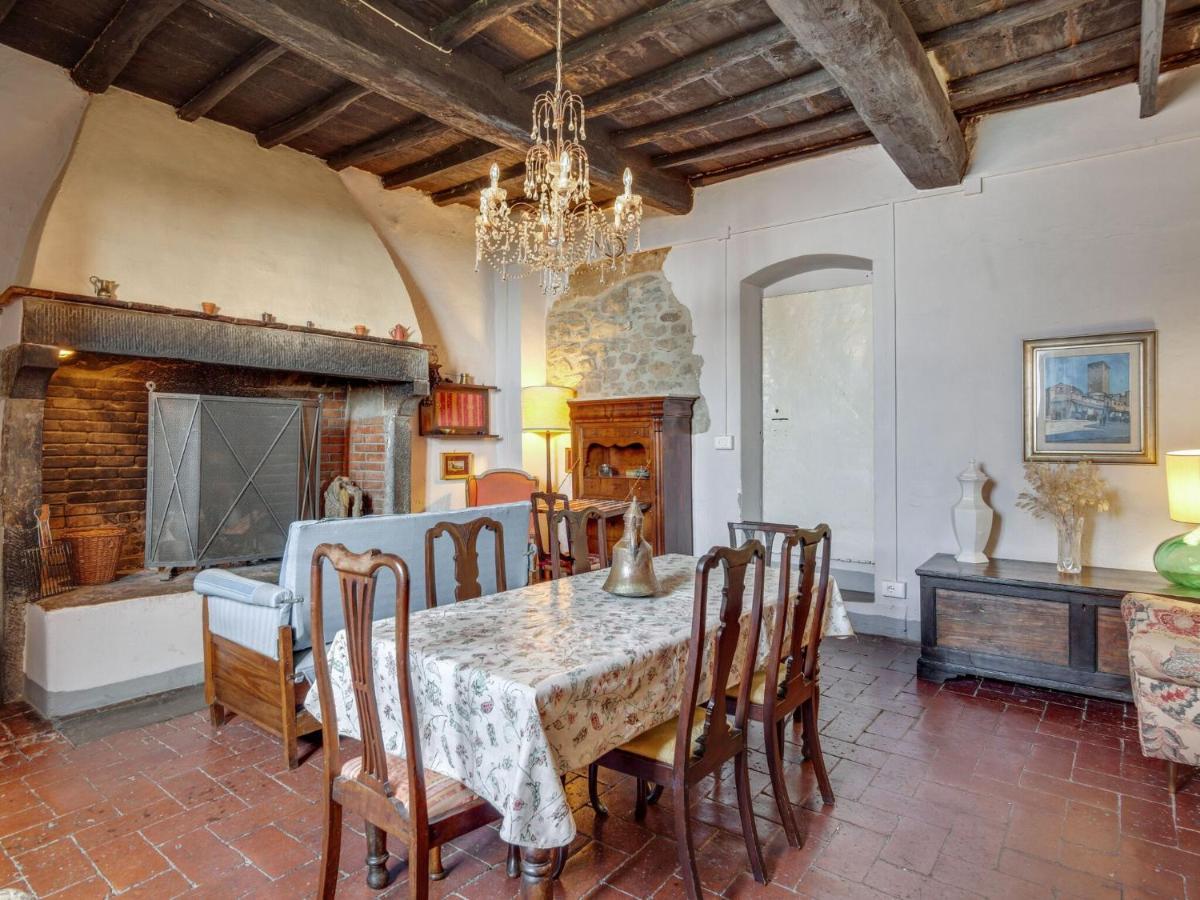 Belvilla By Oyo Flat In Farmhouse With Pool Pian di Scò Exterior foto